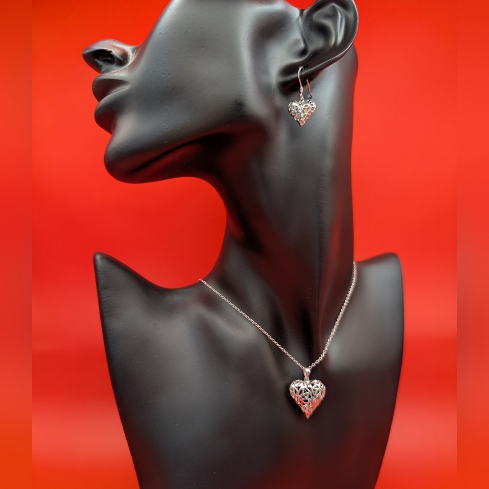 925 Silver Puffy Heart Necklace And Earrings